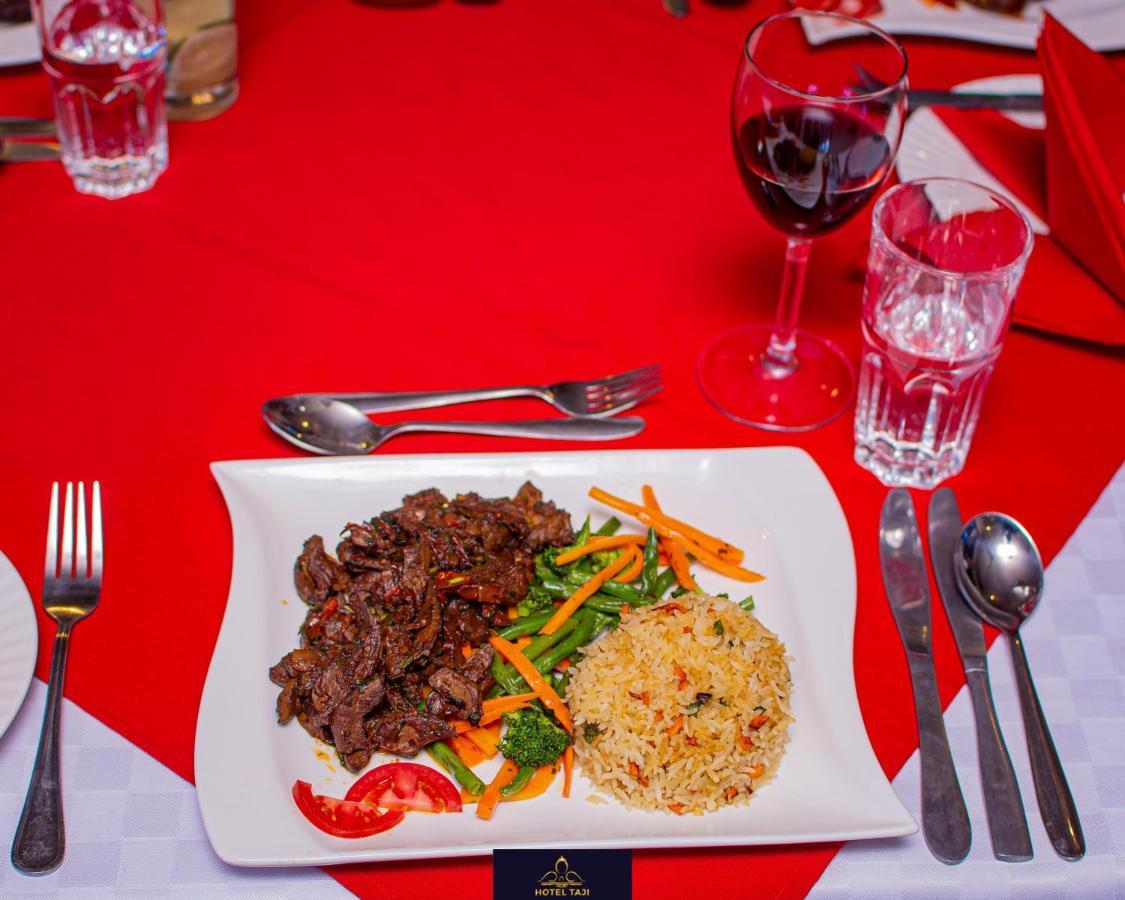 Hotel Taji Nanyuki Zewnętrze zdjęcie